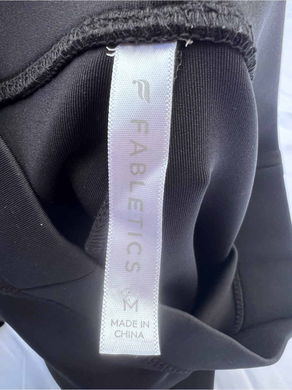 Fabletics Women's  Black‎ Leggings Med - Picture 5 of 5